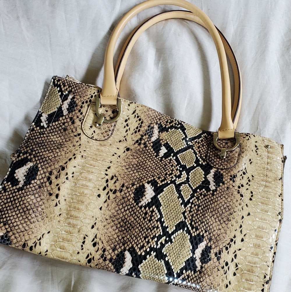 London Fog Purse